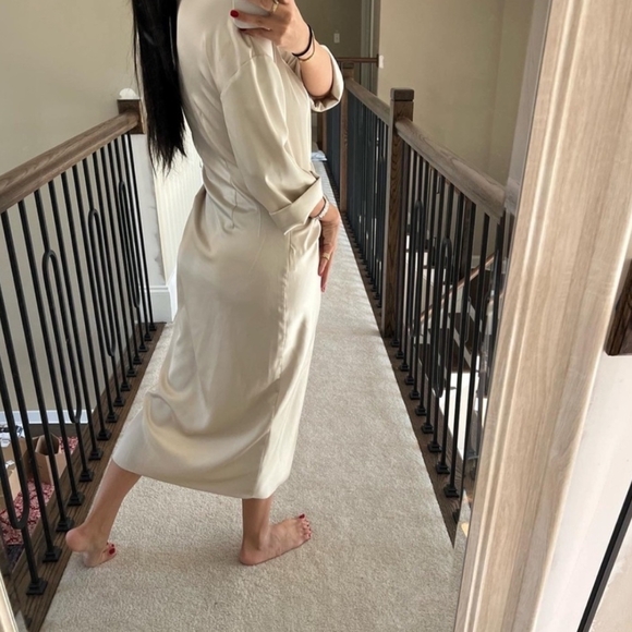 Zara Cream Satin Robe with Tie Waist - Picture 6 of 6